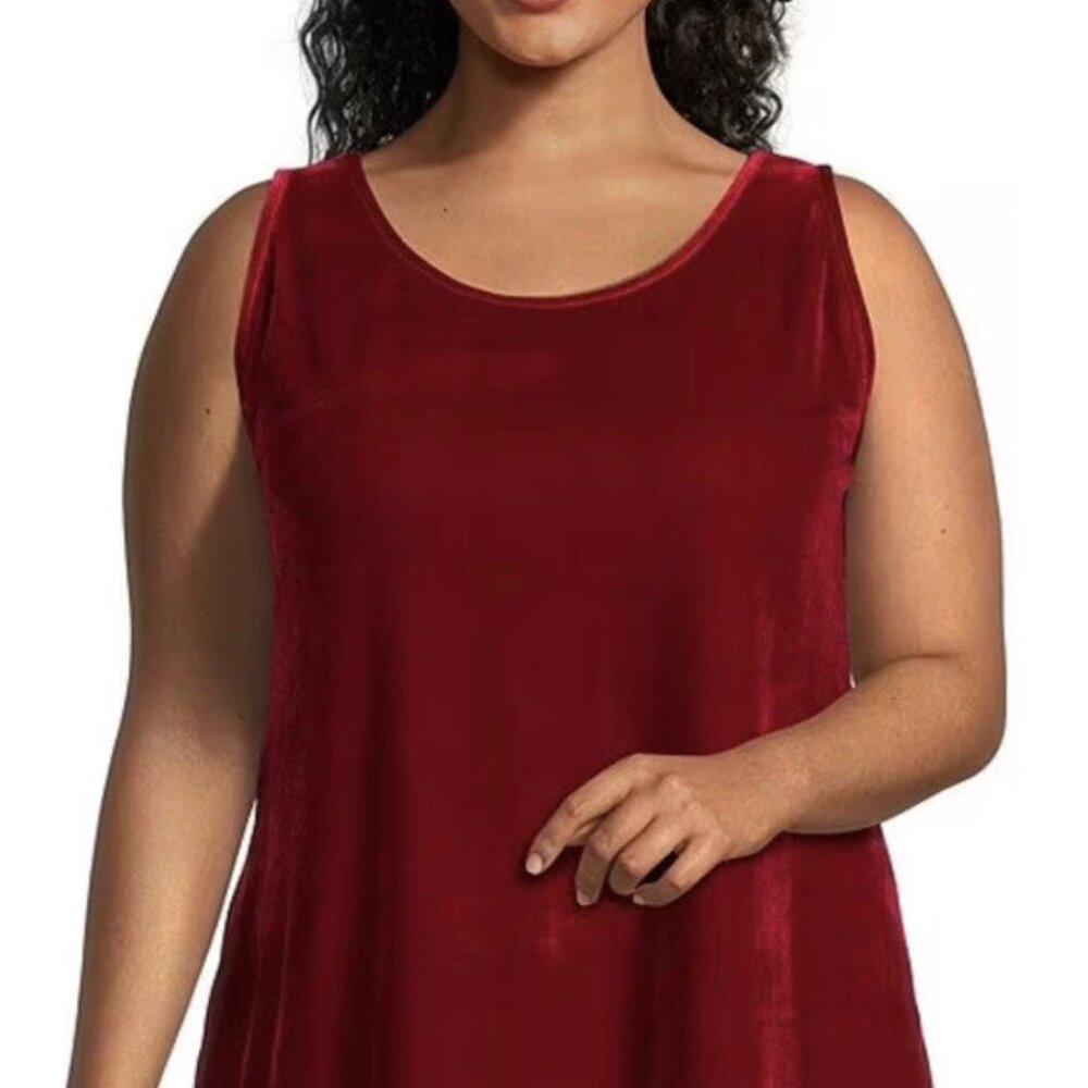 ✨ John Mark Sleeveless Velvet Top – Size 2X ✨
